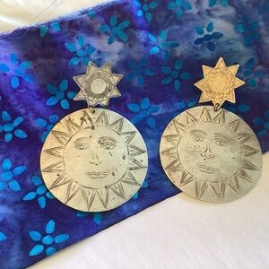 Smiling Sun Vintage Earrings